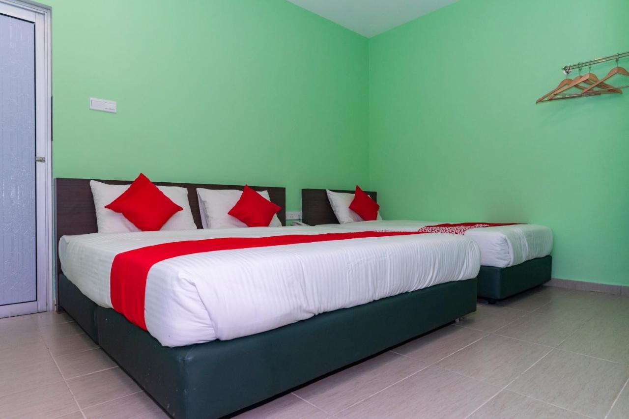 Oyo 1172 Hotel Shlyo Nusajaya  Exterior photo