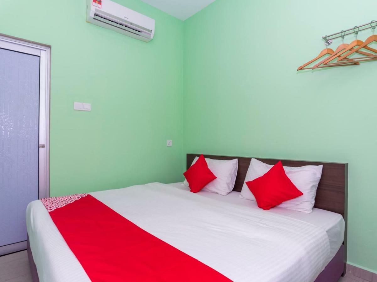 Oyo 1172 Hotel Shlyo Nusajaya  Exterior photo