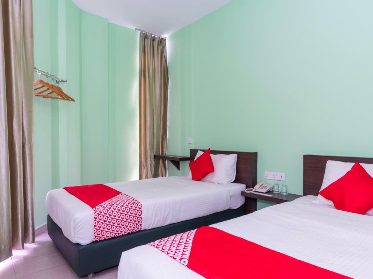Oyo 1172 Hotel Shlyo Nusajaya  Exterior photo