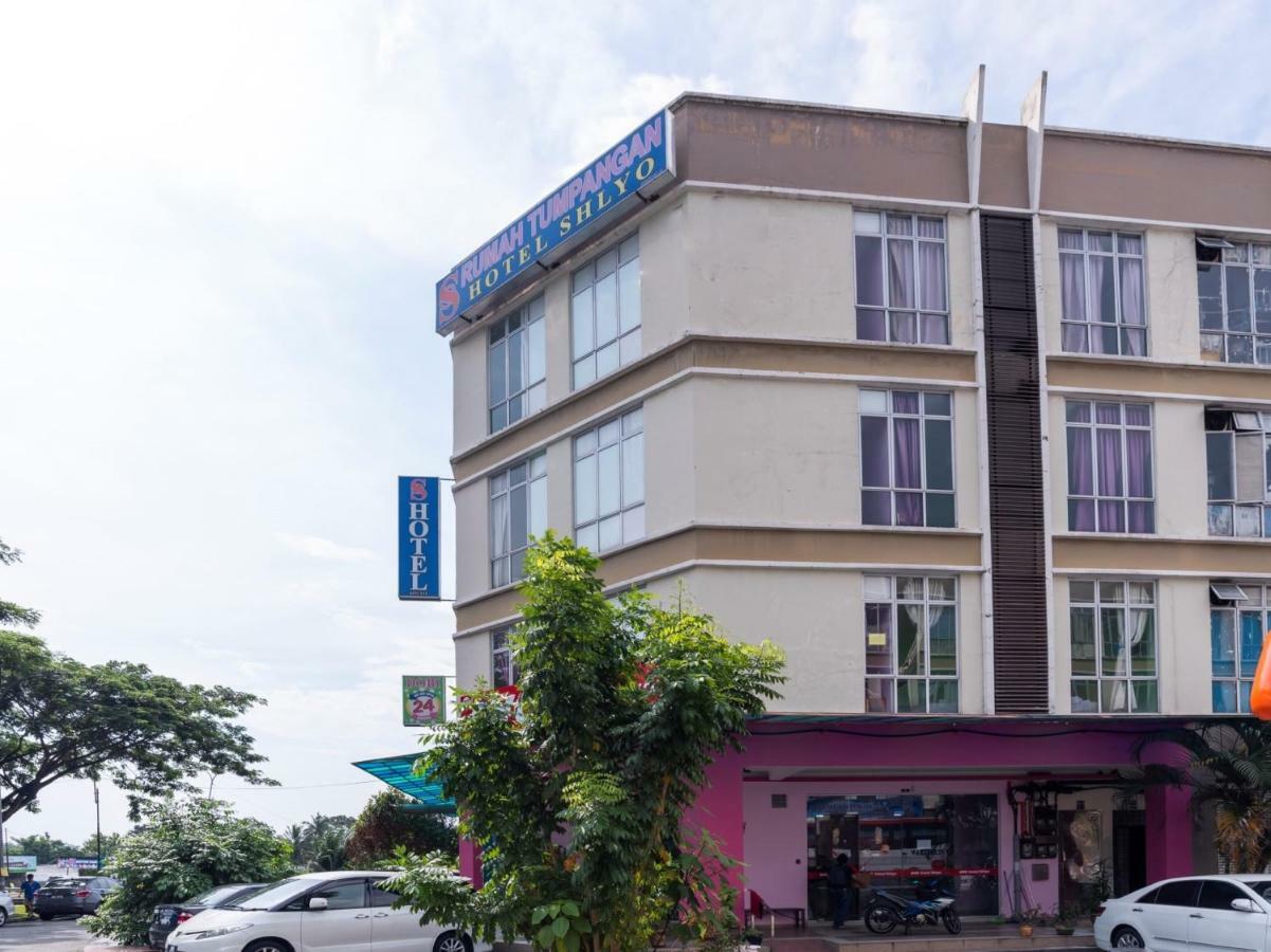 Oyo 1172 Hotel Shlyo Nusajaya  Exterior photo